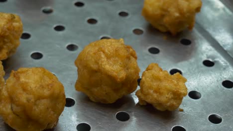 Asian-food-recipe-cuisine-shrimp-ball