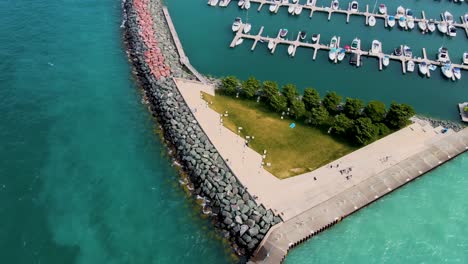 overhead-drone-footage-of-a-Chicago-pier-on-a-bright-sunny-afternoon