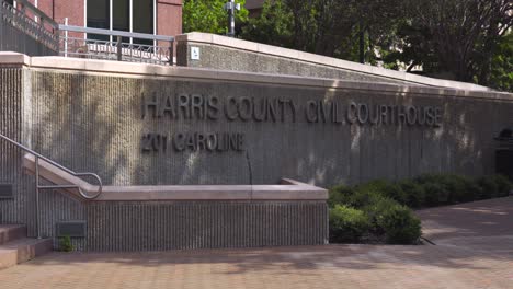 Establishing-shot-of-the-Harris-County-Civil-courthouse-building