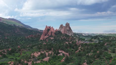Asombroso-Hito-De-Las-Formaciones-Rocosas-Del-Jardín-De-Los-Dioses-En-Colorado-Springs