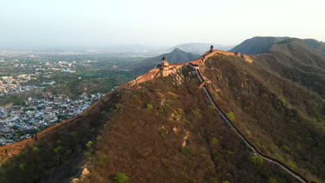 Amber-Fort-Mauern-In-Jaipur-In-Indien