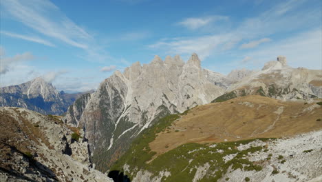 Stunning-Scenic-View-Of-The-Three-Peaks-Of-Lavaredo-From-High-Altitude-In-South-Tyrol,-Italy