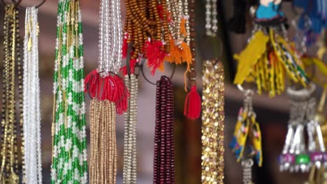 A-glimpse-of-The-Indian-Market-Accessories