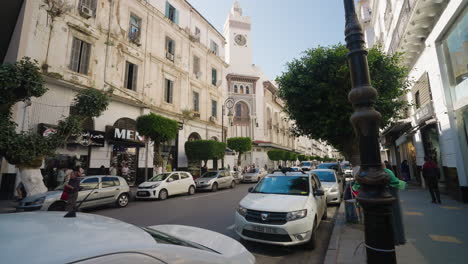 Museum-Of-Modern-Art-Of-Algiers-At-Rue-Larbi-Ben-M'hidi,-Algiers-Centre,-Algeria