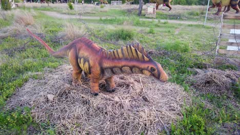 Prähistorischer-Park-Im-Meadowmere-Park-In-Grapevine,-Texas-Mit-Amargasaurus