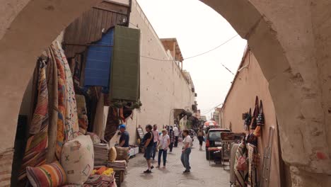 Busy-side-street-with-tourist-and-locals-walking