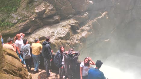 Big-waterfall-in-Ecuador-called-Pailon-del-Diablo,-Baños
