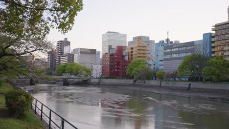 Städtische-Skyline-Der-Stadt-Hiroshima-In-Japan