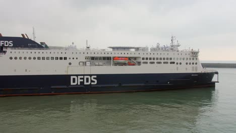 DFDS-RoRo-Ferry-In-The-English-Channel-In-England,-UK