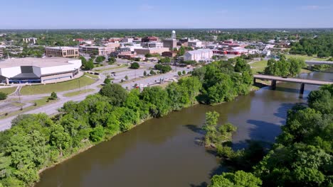 Albany-Georgia-slow-aerial-push-over-the-Flint-River-into-town-captured-in-5k