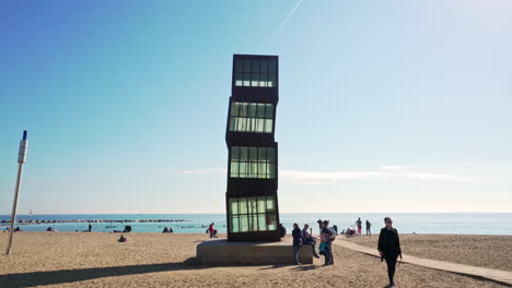 The-Wounded-Star-Beach-Sculpture-in-Barcelona-Spain,-Wide-Shot