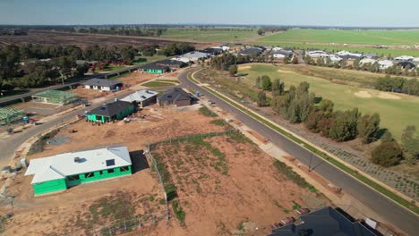 Yarrawonga,-Victoria,-Australia---14-May-2023:-Over-golf-course-and-revealing-housing-building-site-to-established-housing-area-at-Yarrawonga-Victoria