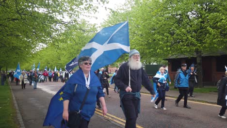 Scottish-supporters-marching-for-Scottish-Independence-in-Glasgow-Green