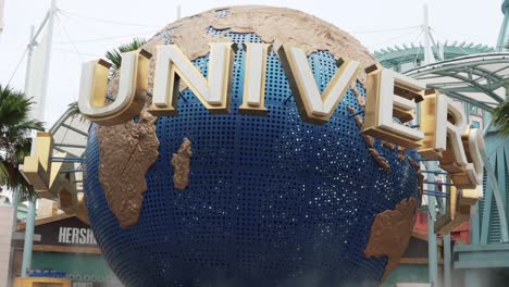 universal-studios-sign-large-rotating-globe-sentosa-island-singapore