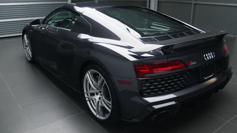 Luxury-Sports-Car-Audi-R8-Rear-Bumper-With-Spoiler