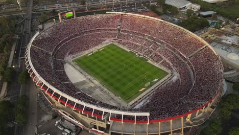 Vista-Por-Drones-De-Un-Estadio-De-Fútbol-Arsenal-River-Plate-En-Buenos-Aires-Argentina