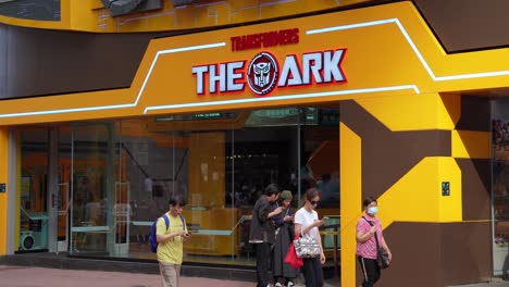 The-Ark-Transformer-theme-restaurant-in-Hong-Kong-Causeway-Bay