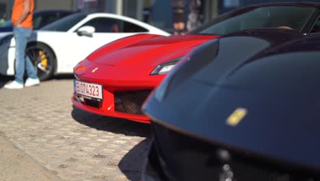 Reveal-shot-of-Red-Ferrari