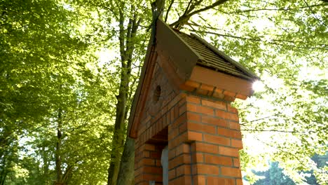 Brick-shrine-in-the-park-in-Gietrzwałd