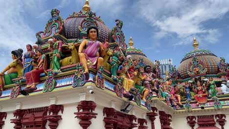 Colourful-and-detailed-sculptures-of-various-Hindu-deities-and-mythological-figures-at-Sri-Mariamman-Temple