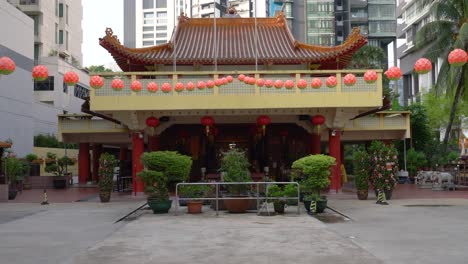 Kwan-Im-Tng-Temple-is-a-Buddhist-temple-dedicated-to-Guanyin,-also-known-as-the-Goddess-of-Mercy