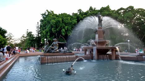 Editorial-view-of-the-Archibald-Memorial-Fountain-at-Hyde-Park-North,-in-Sydney