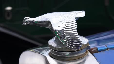 Vintage-mascot-on-the-radiator-of-a-vintage-racing-car-at-the-Gordon-Bennett-Rally-Kildare-Ireland