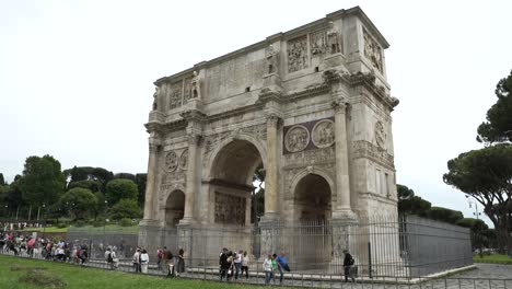 The-Arch-of-Constantine-Dedicated-To-The-Emperor-Constantine-the-Great