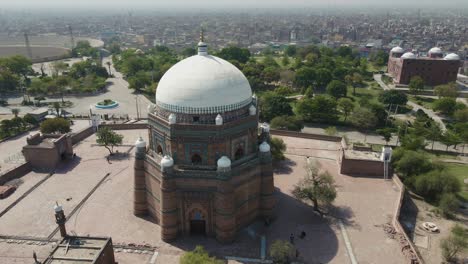 Aerial-view-of-the-Tomb-of-Hazrat-Shah-Rukn-e-Alam-in-Multan-City-in-Punjab,-Pakistan