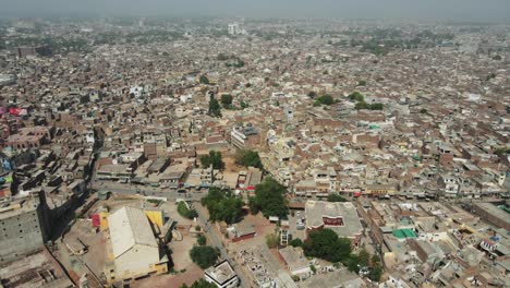 Aerial-view-of-Multan-city-in-Punjab,-Pakistan