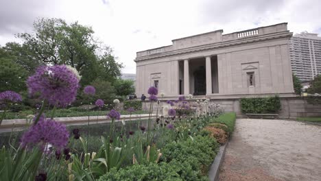 Entspannende-Aufnahme-Des-Rodin-Museums-In-Philadelphia,-Pennsylvania