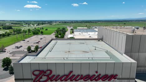 Budweiser-brewery-in-Fort-Collins,-Colorado