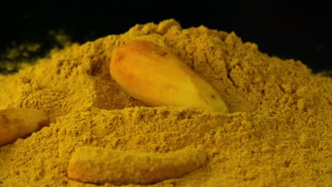 Turmeric-tales:-the-magic-in-the-golden-powder