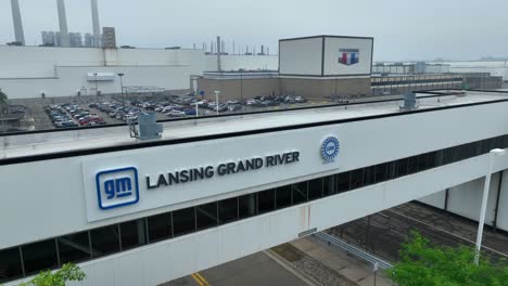 General-Motors:-Lansing-Grand-River-assembly-plant-with-Camaro-logo-in-background