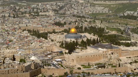 Jerusalem-old-city-quarters-wailing-wall-and-the-Dome-of-the-rock,-Aerial-view