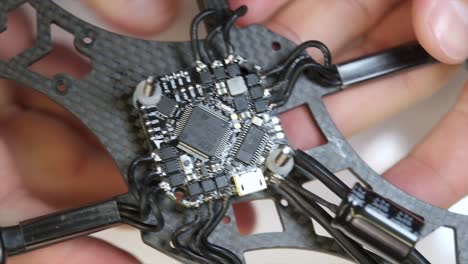 Fabricación-De-Drones,-Chips,-Soldaduras,-Reparaciones,-Mecánica-Y-Placa-Base