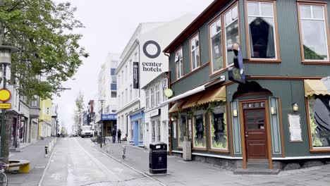 Iceland---Discover-the-vibrant-charm-and-cosmopolitan-allure-of-Reykjavik,-Iceland's-capital-city