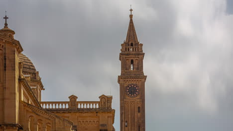 Time-lapse-Basilica-of-the-National-Shrine-of-the-Blessed-Virgin-of-Ta'-Pinu-Malta