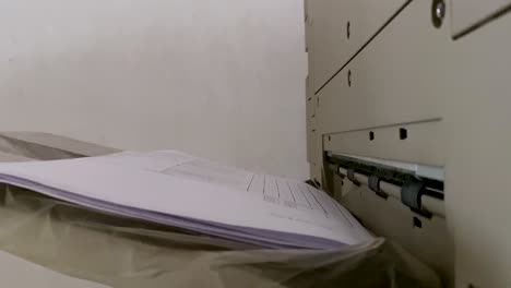 Paper-out-from-Printer,-scanner-or-laser-copy-machine