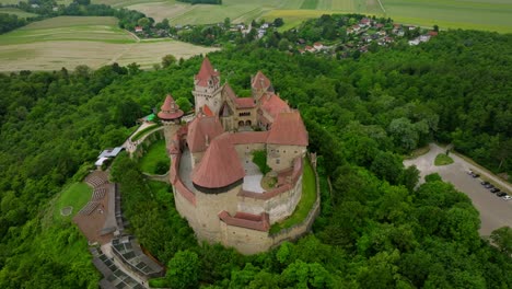 Aerial-View-Over-Castle-Kreuzenstein-In-Leobendorf,-Austria---drone-shot