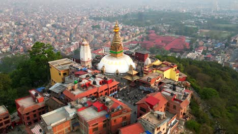 Templo-Religioso-Swayambhunath-Para-Budistas-En-El-Valle-De-Katmandú-En-Nepal