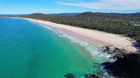 Stunning-View-of-Maggies-Beach,-Cabarita,-Northern-Rivers,-Tweed-Shire,-Bogangar,-New-South-Wales,-Australia,-Aerial-Drone-Shot