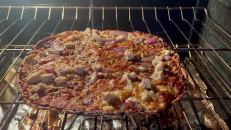 Rezept-Für-Hähnchenpizza-Mit-Ultradünner-Kruste-Zum-Grillen