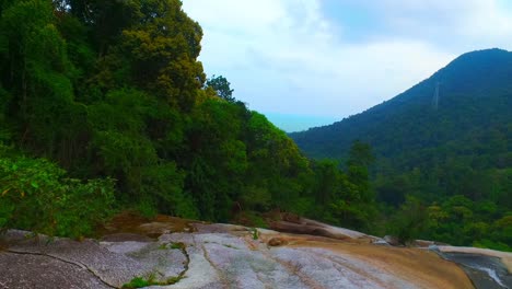 Bosque-Tropical-Con-Telaga-Siete-Cascadas-En-Langkawi,-Kedah,-Malasia