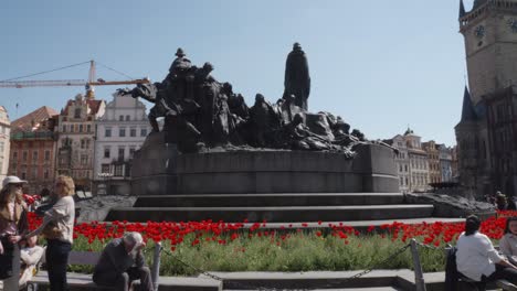 historical-monument-of-Jan-Hus-Memorial-sculpture-in-Prague's-Old-Town-Square