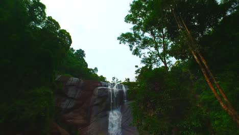 Bosque-Tropical-Con-Telaga-Siete-Cascadas-En-Langkawi,-Kedah,-Malasia