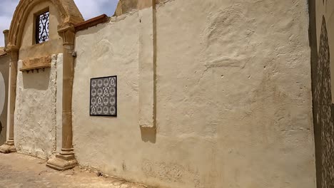 Caminando-A-Través-Del-Colorido-Y-Artístico-Djerbahood-De-Djerba-En-Túnez