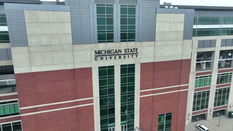 Michigan-State-University-Es-Una-Universidad-Pública-De-Investigación-Con-Concesión-De-Tierras-En-East-Lansing,-Michigan