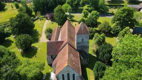 An-angled-push-in-shot-towards-St-Lawrence-the-Martyr-church-in-Godmersham,-Kent