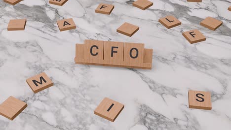 CFO-Wort-Auf-Scrabble